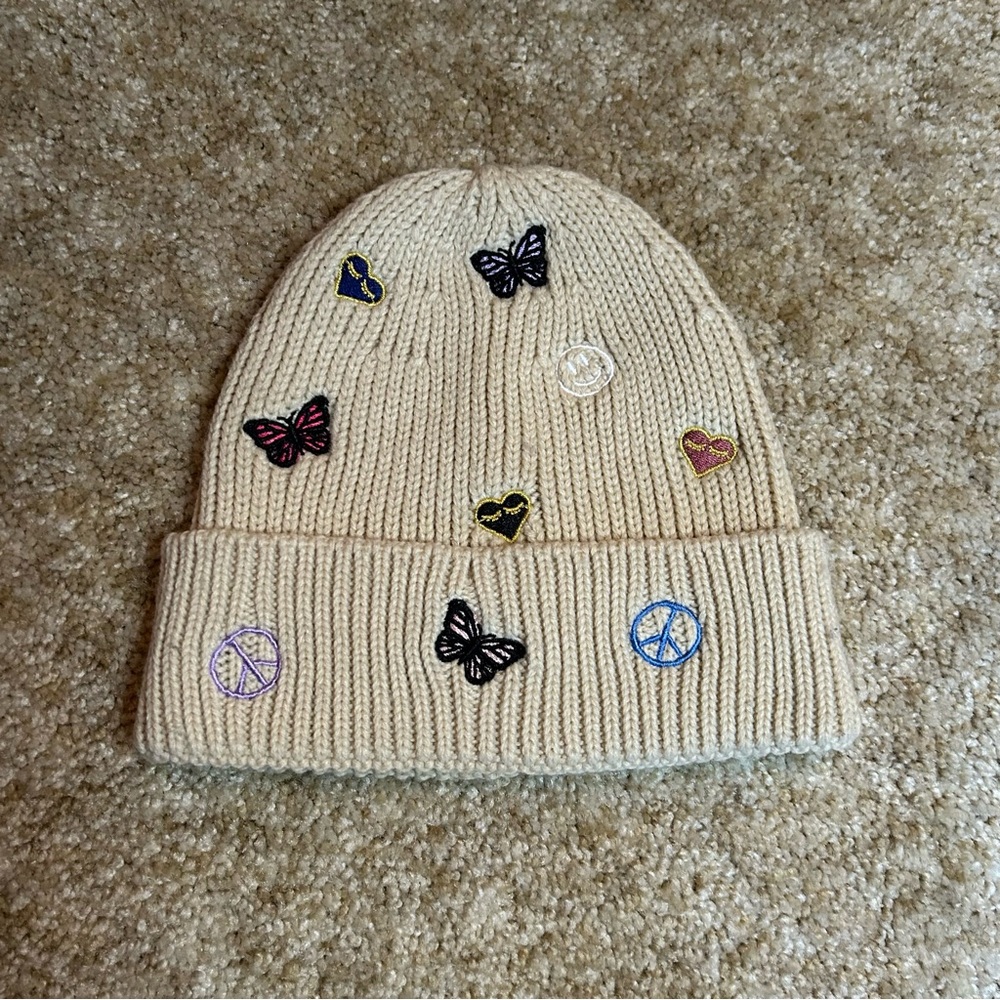 Embroidered Winter Beige Cap Hippie Details One Size